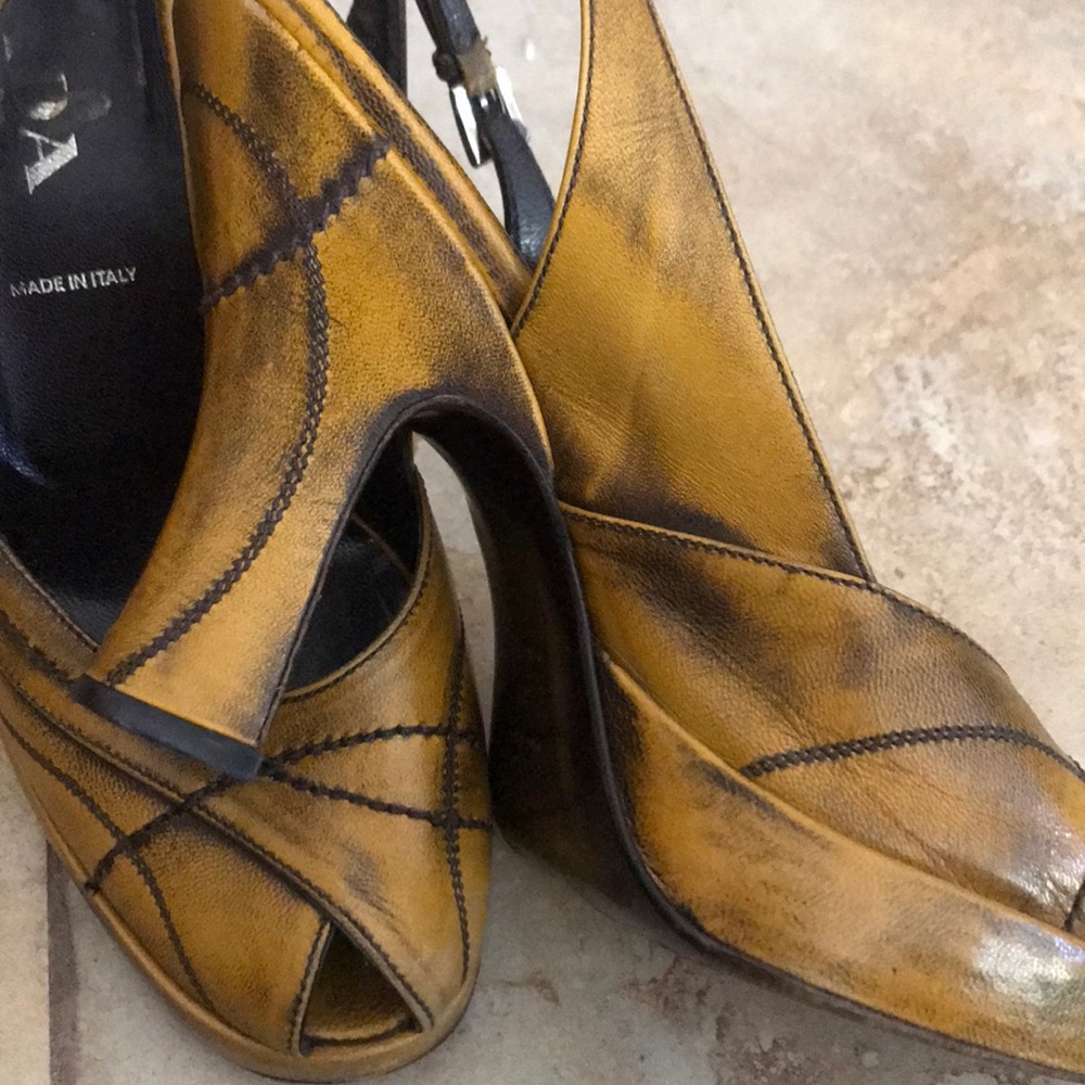 PRADA ELEGANT Open toe 5 inch heels size 38 - Picture 4 of 8